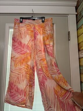 Tahari Pink & Yellow Wide-Leg Tropical Print Pants